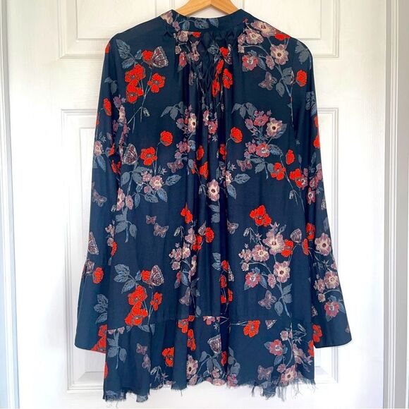 Free People So Fine Navy Floral Smocked Top Gently Loved Sz S - Picture 4 of 11